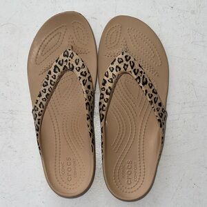 CROCS Women's Sandals with Leopard Print - Brown